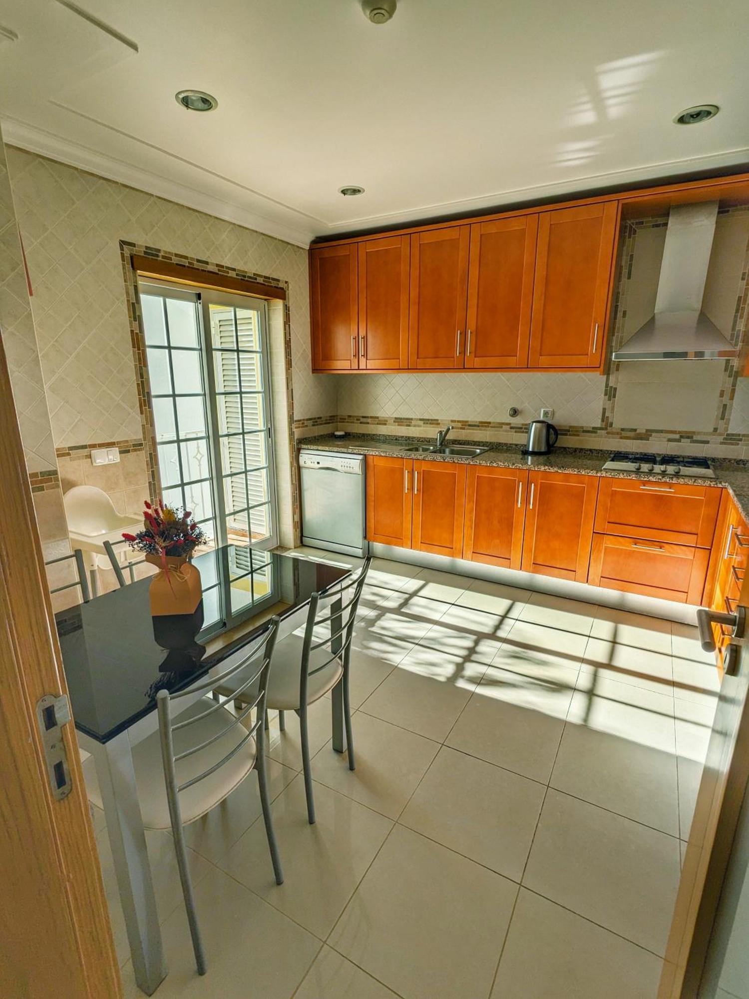 Farm Village- Townhouse 2 Mins From Old Town Albufeira Exterior photo